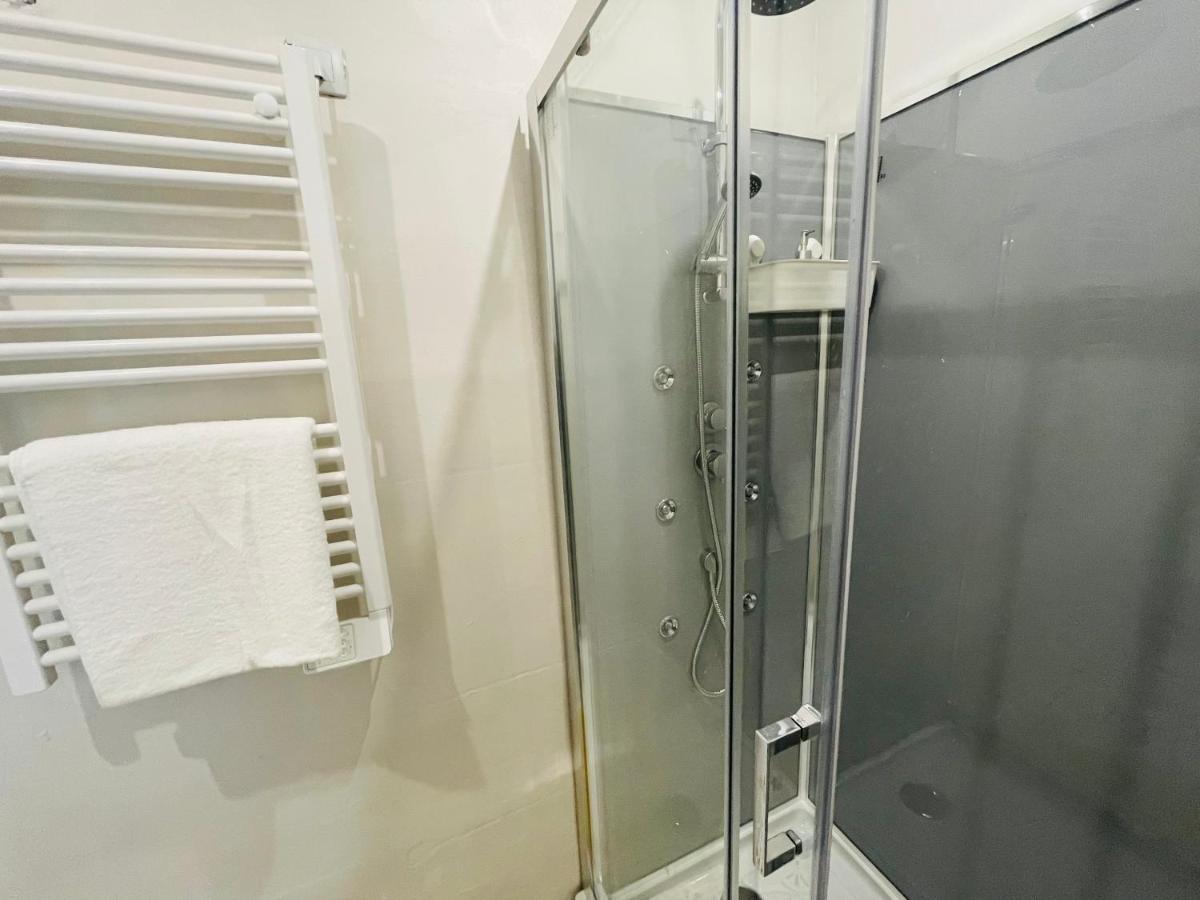 Appartement Nid Douillet Plus Tourcoing Bagian luar foto
